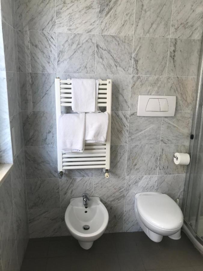 Hotel Adler Аласио Екстериор снимка